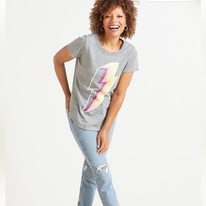Chaser lightning bolt ladies M dark grey t-shirt